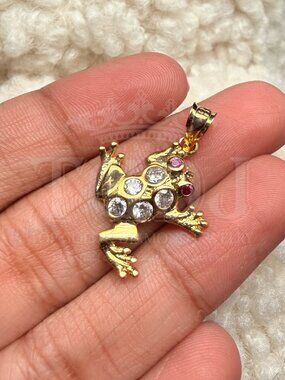 14K Yellow Gold  Cubic zirconia Frog Pendant